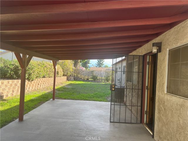 17556 San Jacinto Court, Fontana, CA 92336