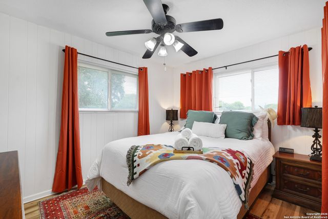 9950 Fm 471, Lacoste, TX 78039