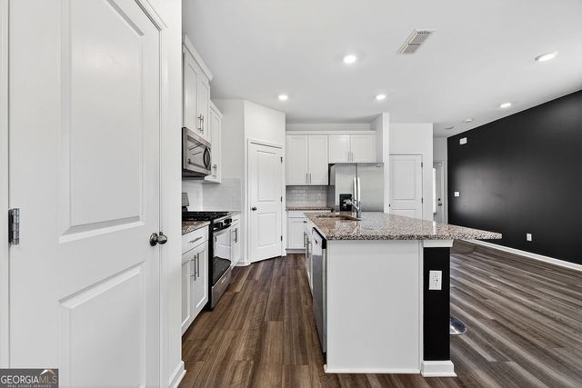 116 Harpy Drive, Mcdonough, GA 30253