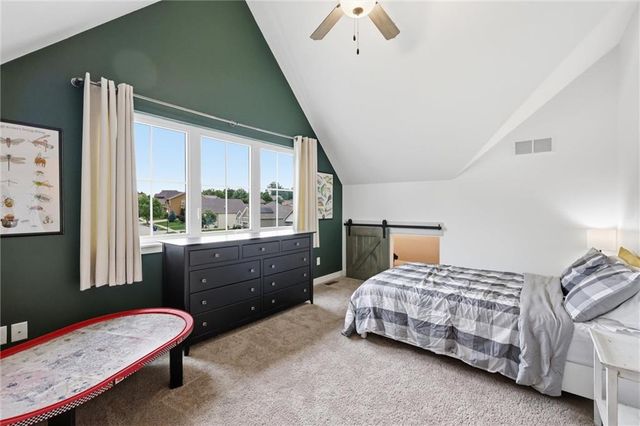 295 Fawn Lane, Liberty, MO 64068
