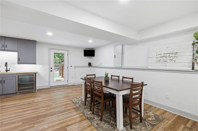 295 Fawn Lane, Liberty, MO 64068