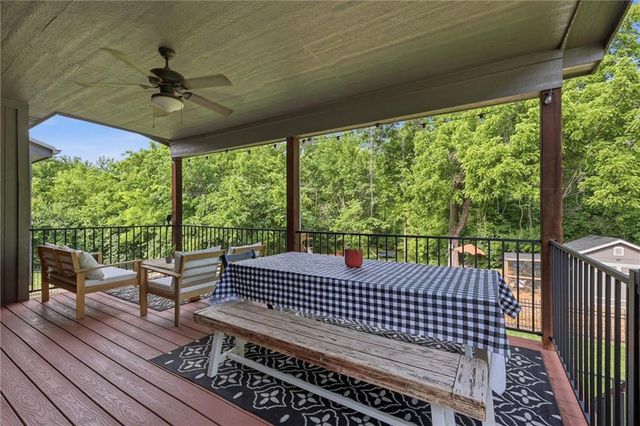 295 Fawn Lane, Liberty, MO 64068