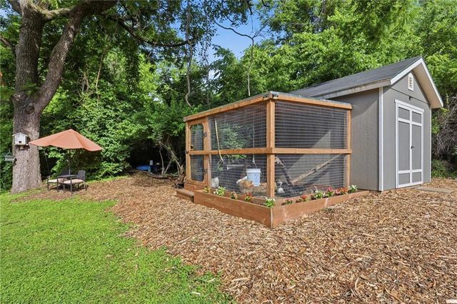 295 Fawn Lane, Liberty, MO 64068
