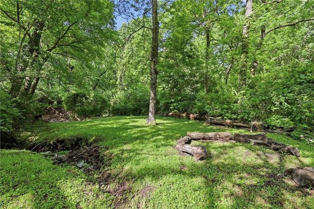 295 Fawn Lane, Liberty, MO 64068