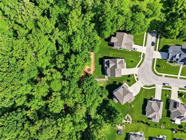 295 Fawn Lane, Liberty, MO 64068