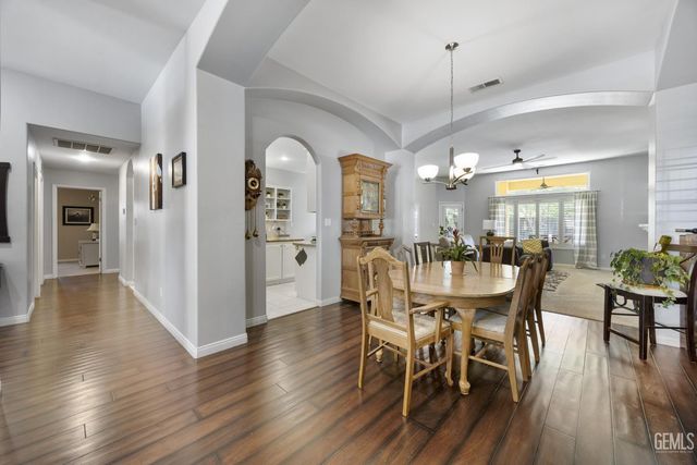 10307 Within Heights, Bakersfield, CA 93311