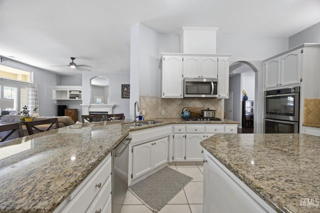 10307 Within Heights, Bakersfield, CA 93311