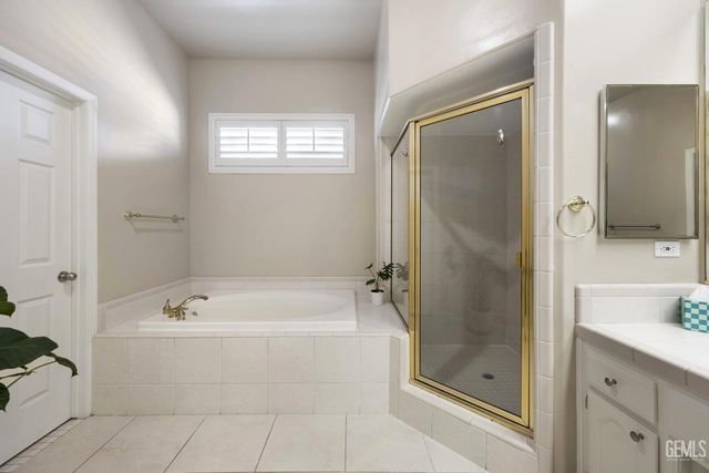 10307 Within Heights, Bakersfield, CA 93311