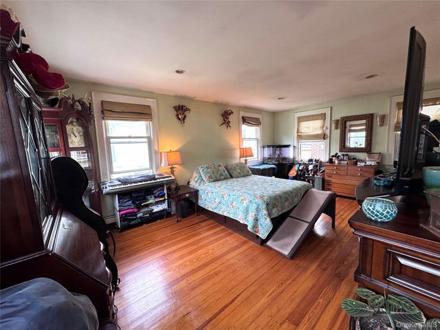 181 Beach 91st Street, Rockaway Beach, NY 11693