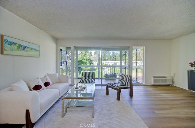 389 Avenida Castilla Q, Laguna Woods, CA 92637