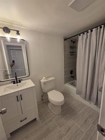 14601 N Kendall Dr 304K, Miami, FL 33186