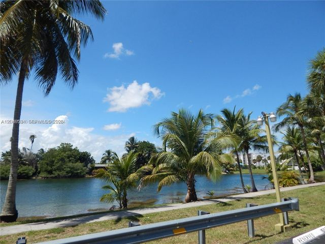 14601 N Kendall Dr 304K, Miami, FL 33186