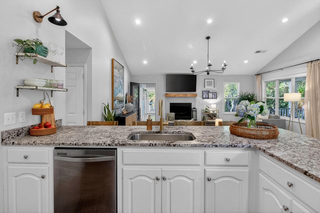 1526 Regimental Lane, Johns Island, SC 29455