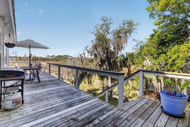 1526 Regimental Lane, Johns Island, SC 29455