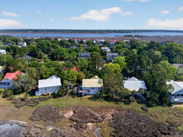 1526 Regimental Lane, Johns Island, SC 29455