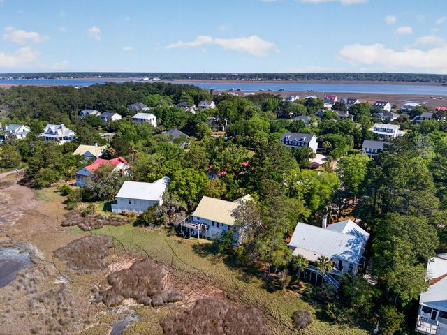 1526 Regimental Lane, Johns Island, SC 29455