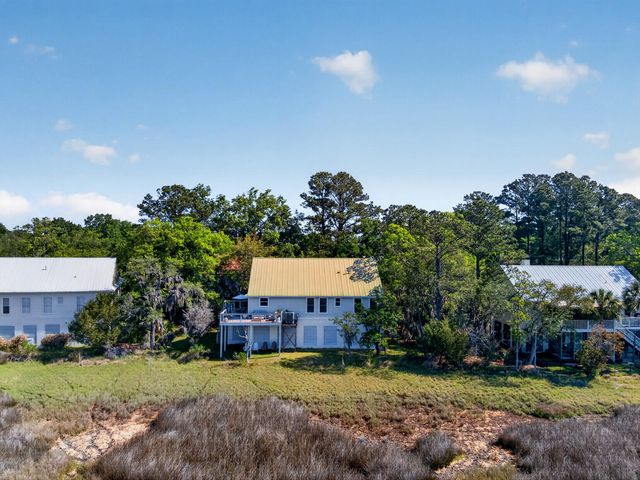 1526 Regimental Lane, Johns Island, SC 29455