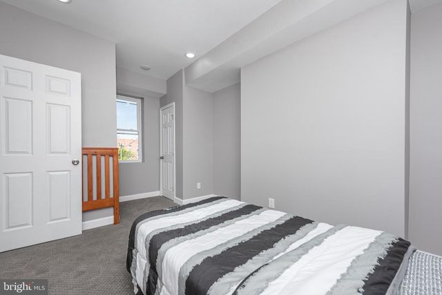 1064 W FAYETTE ST, Baltimore, MD 21223