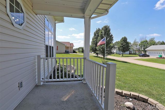 109 Sunset Court, Farmington, MO 63640