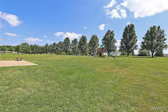 109 Sunset Court, Farmington, MO 63640