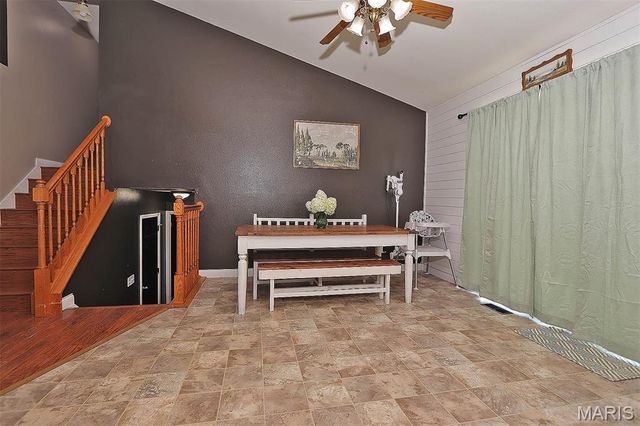 109 Sunset Court, Farmington, MO 63640