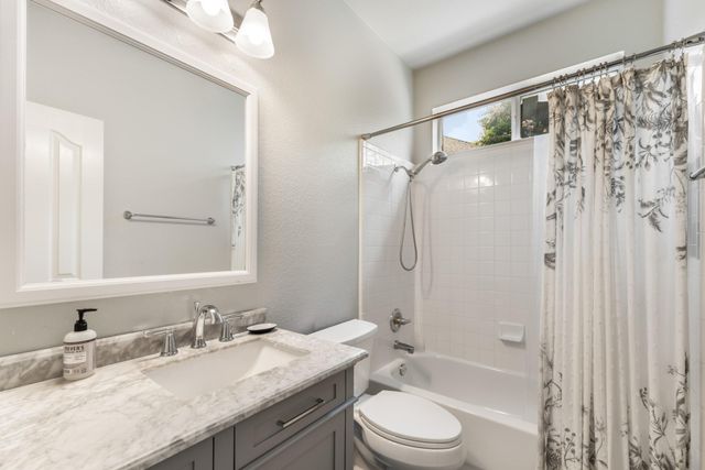1107 Hollybrook CV, Cedar Park, TX 78613