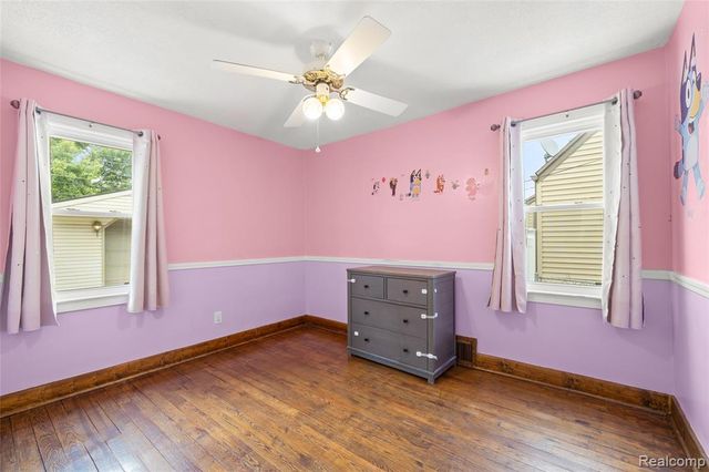 1946 Leblanc Street, Lincoln Park, MI 48146