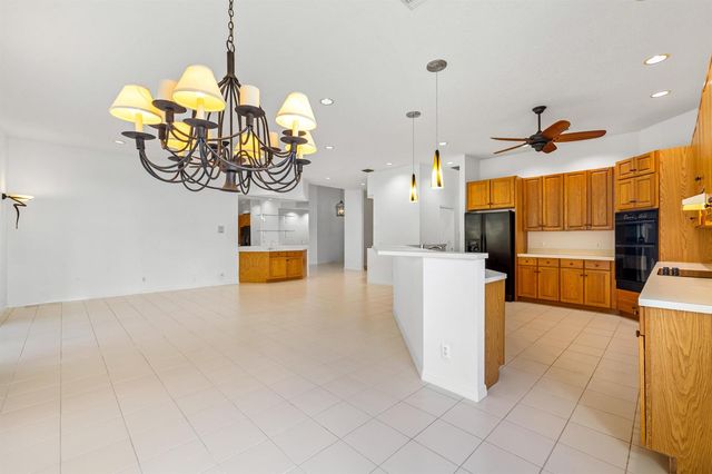 18951 Painted Leaf Court, Jupiter, FL 33458
