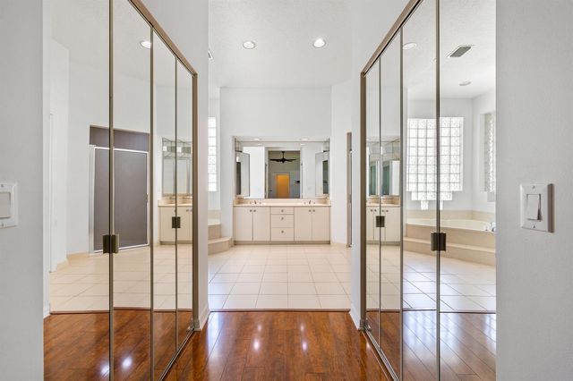 18951 Painted Leaf Court, Jupiter, FL 33458