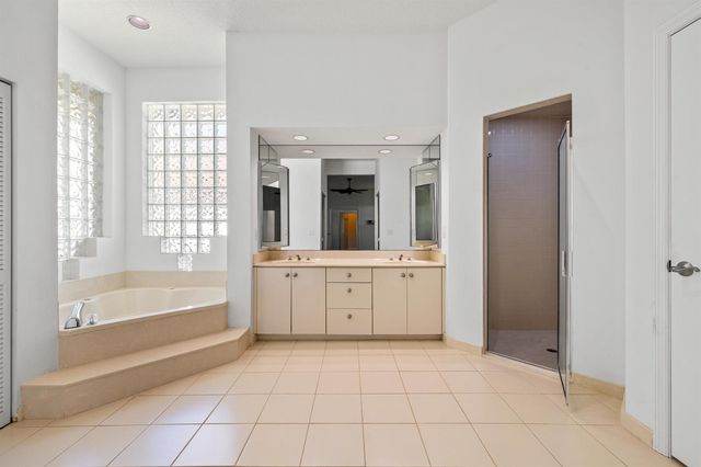18951 Painted Leaf Court, Jupiter, FL 33458
