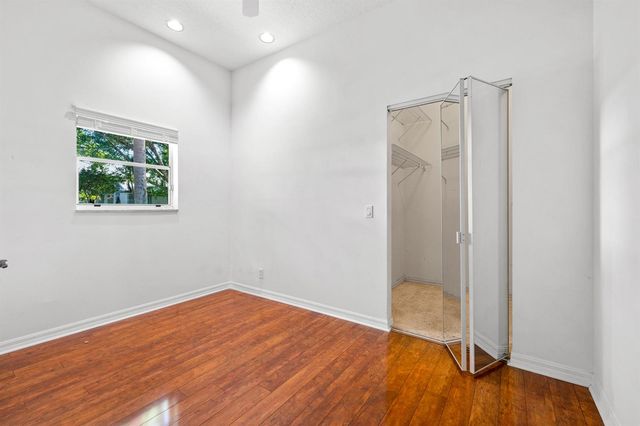 18951 Painted Leaf Court, Jupiter, FL 33458