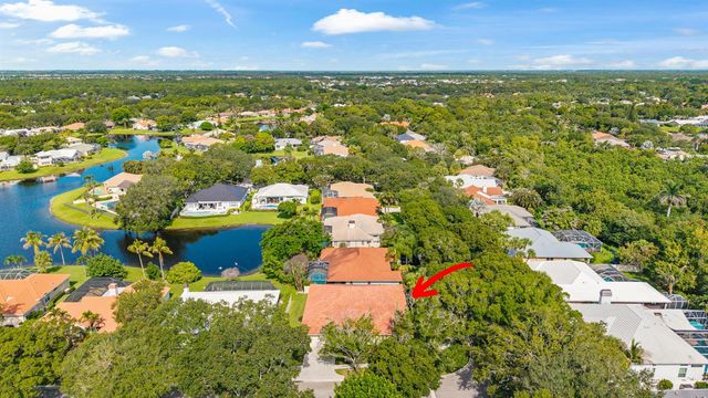 18951 Painted Leaf Court, Jupiter, FL 33458