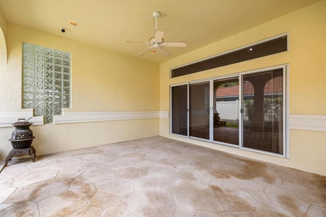 18951 Painted Leaf Court, Jupiter, FL 33458