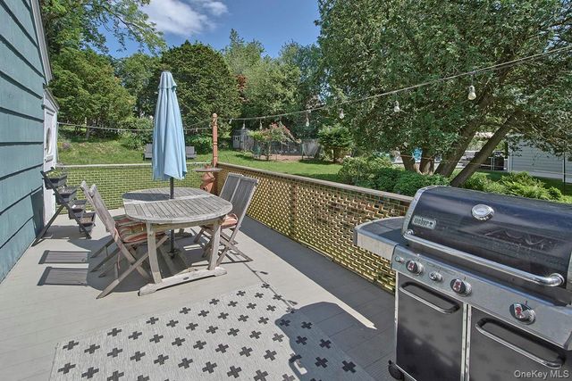 1015 Shore Acres Drive, Mamaroneck, NY 10543