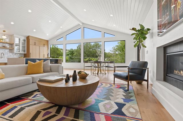3412 Shinoak DR, Austin, TX 78731