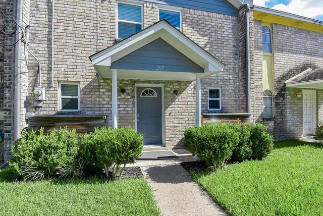 207 Granberry Street, Humble, TX 77338