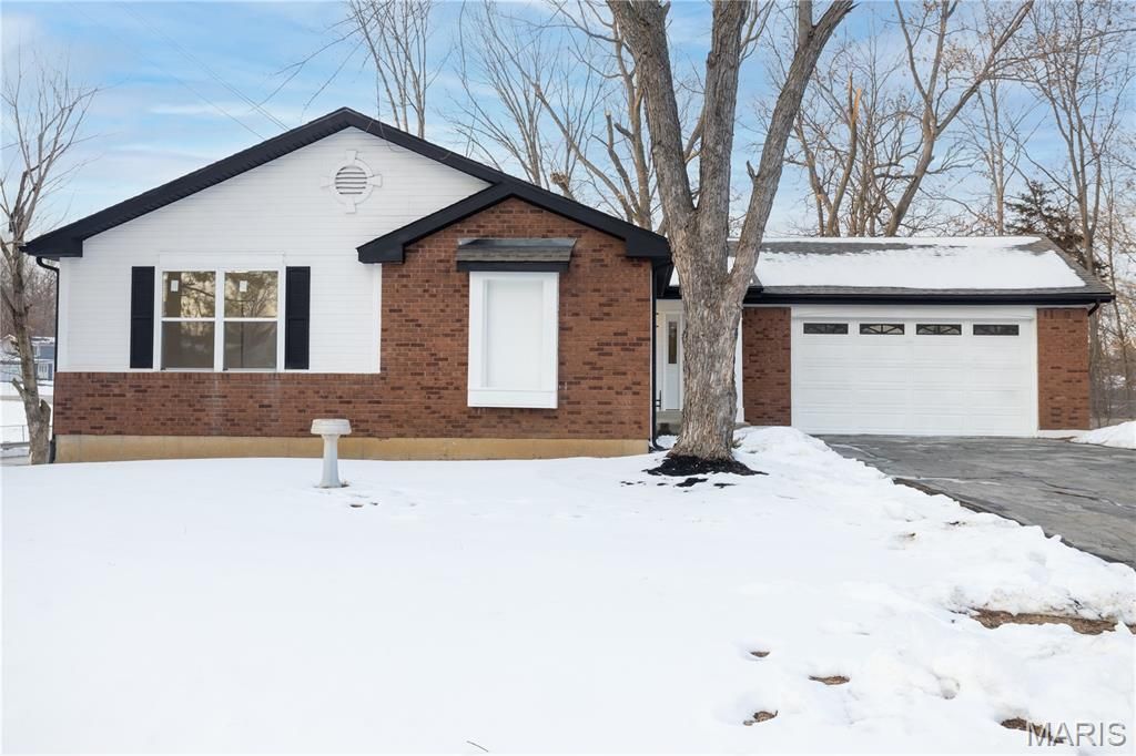 398 Eagles Drive, St Peters, MO 63376