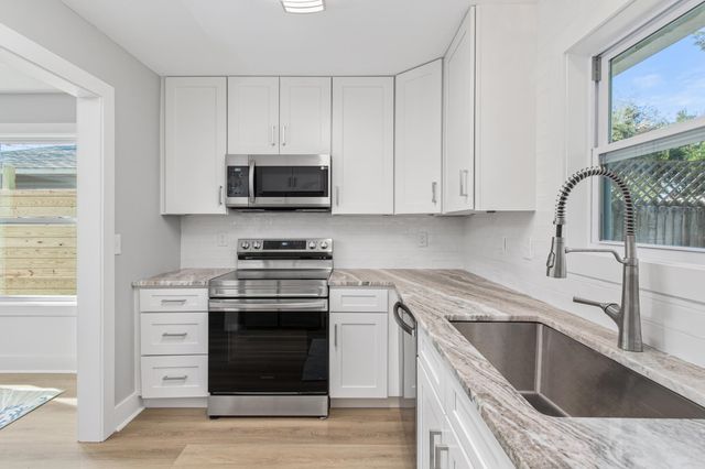112 2nd Street A, St Augustine, FL 32080