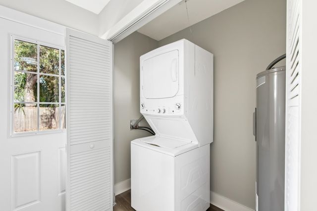 112 2nd Street A, St Augustine, FL 32080