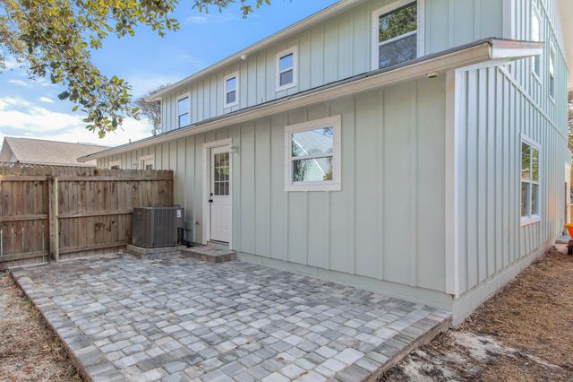 112 2nd Street A, St Augustine, FL 32080