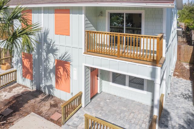 112 2nd Street A, St Augustine, FL 32080