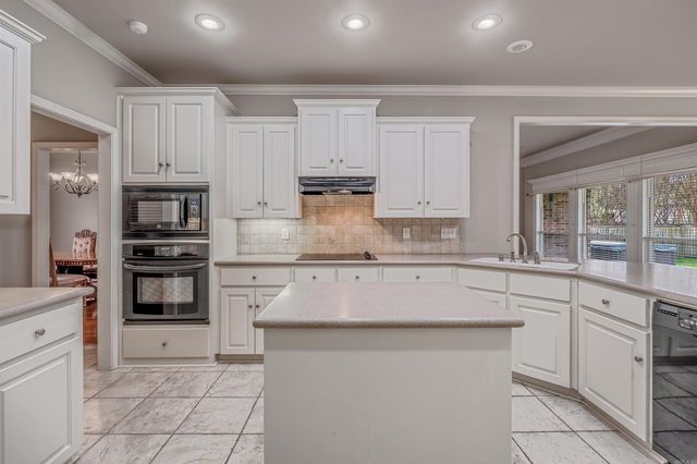 119 Maumelle Valley Drive, Maumelle, AR 72113