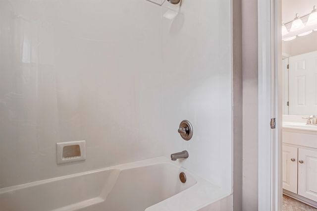 119 Maumelle Valley Drive, Maumelle, AR 72113