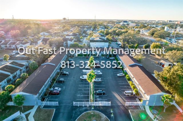 11312 N 52ND STREET B17, Tampa, FL 33617