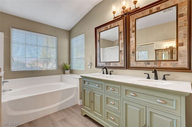 7223 Hollywood Park Avenue, Las Vegas, NV 89129