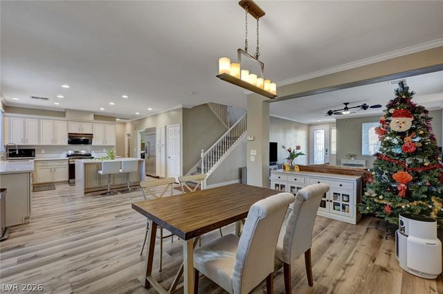 7223 Hollywood Park Avenue, Las Vegas, NV 89129