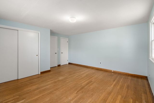 89 Center Rd, Dudley, MA 01571