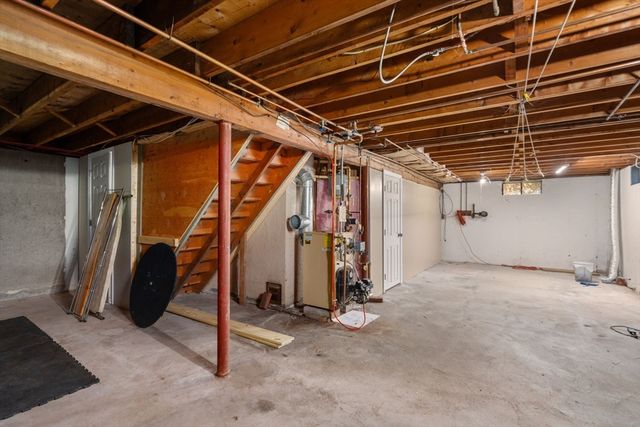 89 Center Rd, Dudley, MA 01571