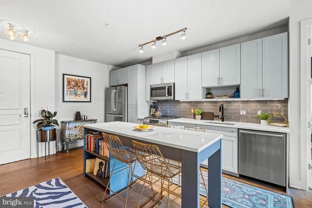 6803 CAMERON DR NW #105, Washington, DC 20012