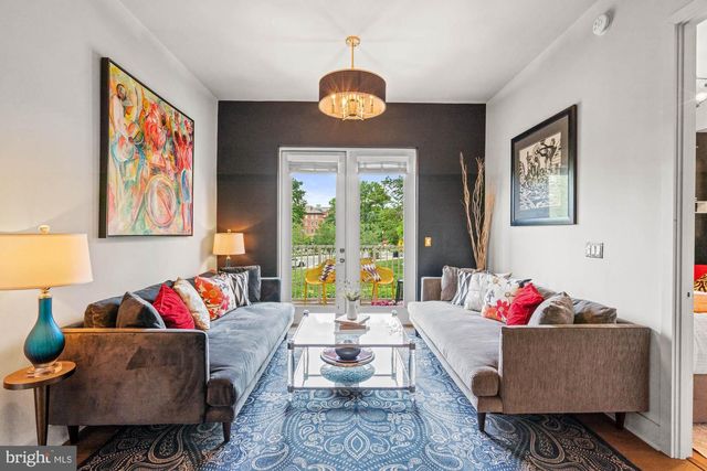 6803 CAMERON DR NW #105, Washington, DC 20012